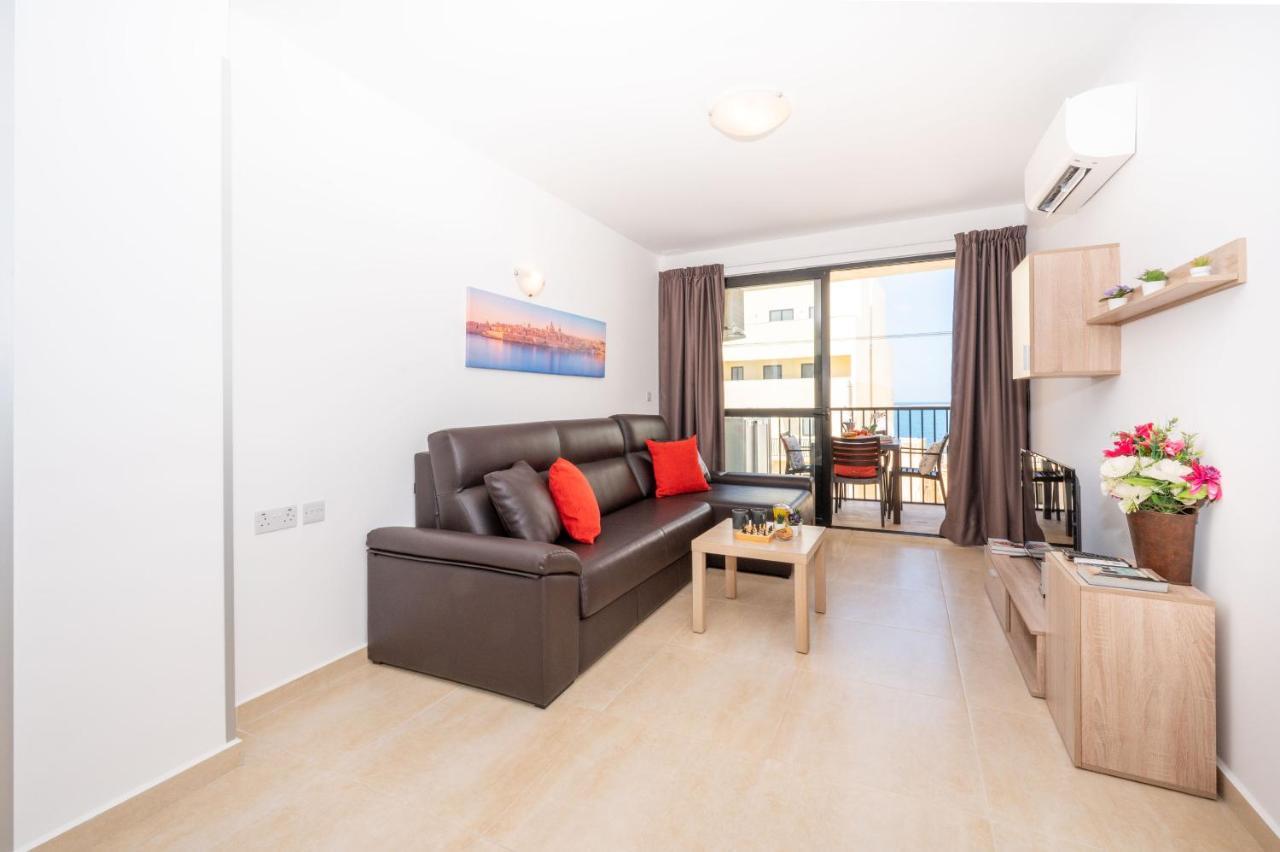 Sea Bliss Apartments With Terrace Just Off Seafront In St Paul'S Bay - By Getawaysmalta خليج سانت بول المظهر الخارجي الصورة